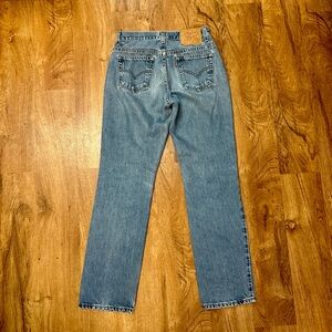 Vintage Lower Rise Straight Leg 505 Levi’s. Paper Tag. 6 MIs M. 28